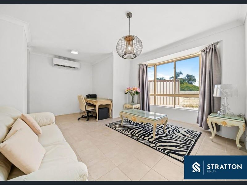 10 Durras Place, South Lake