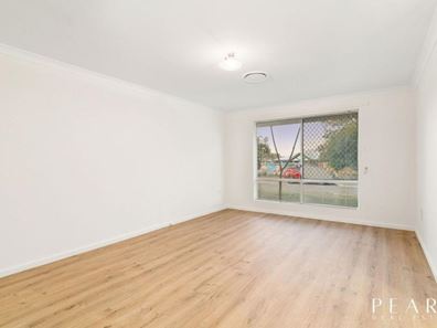 5 Parrotbush Crescent, Ellenbrook WA 6069