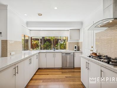 39 Geranium Place, Canning Vale WA 6155