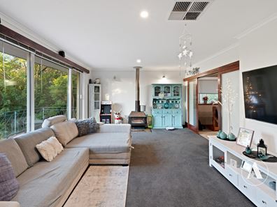 64 South Western Highway, Mount Richon WA 6112