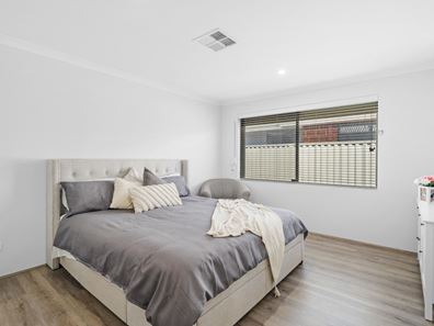 14 Landor Street, South Yunderup WA 6208