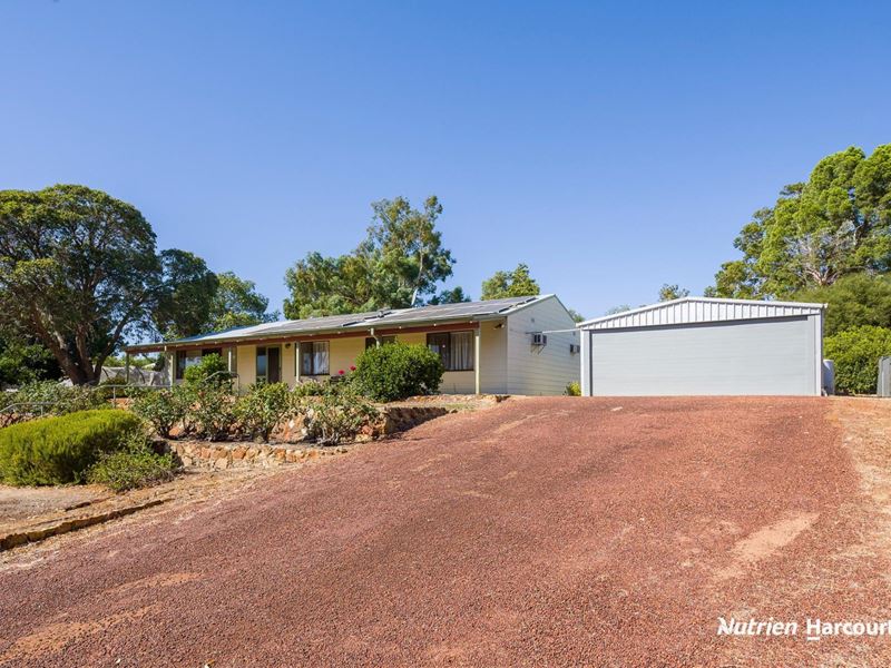 49 Lefroy Street, Gingin WA 6503