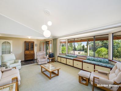 49 Lefroy Street, Gingin WA 6503