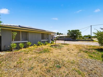 29 Sandalwood Street, Maddington WA 6109