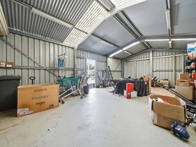 29 Sandalwood Street, Maddington WA 6109