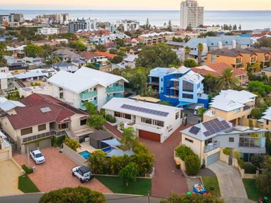 3C May Street, Scarborough WA 6019