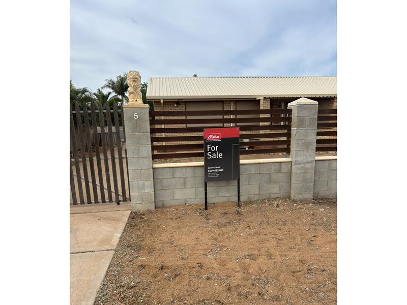 5 Smart  Street, East Carnarvon