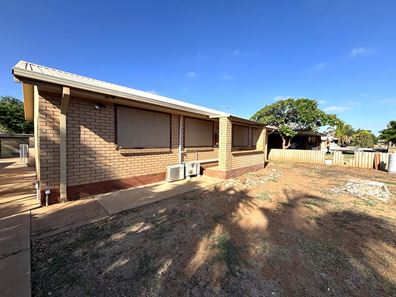 5 Smart  Street, East Carnarvon WA 6701