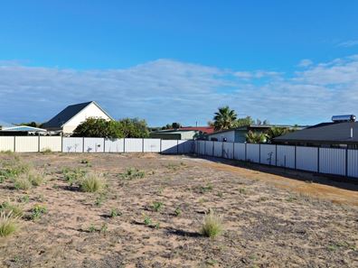 Lot 667, 42 Gantheaume Drive, Kalbarri WA 6536