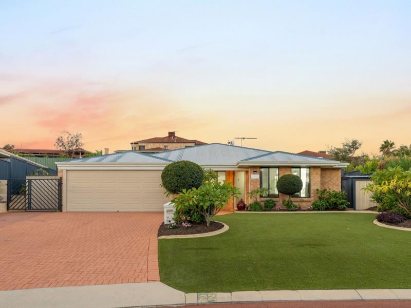 22 Cairnsmore Chase, Kinross