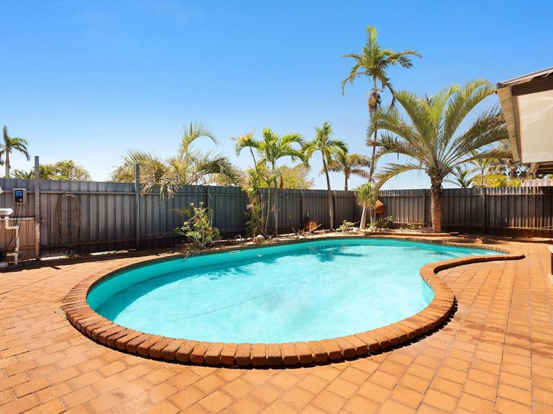 9 Pingandy Crescent, Dampier WA 6713