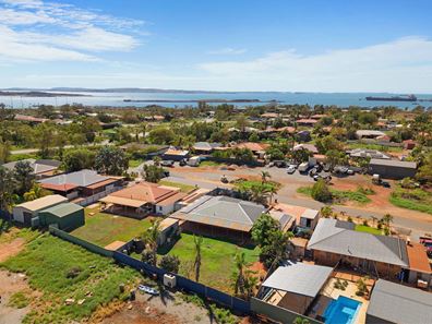 9 Pingandy Crescent, Dampier WA 6713