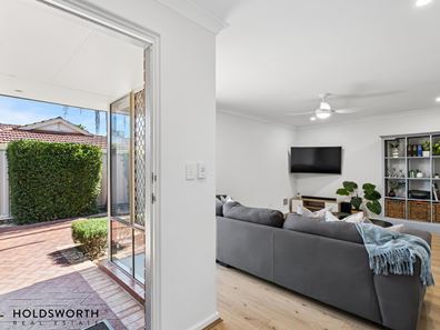 2/5 Walga Court, Yokine WA 6060