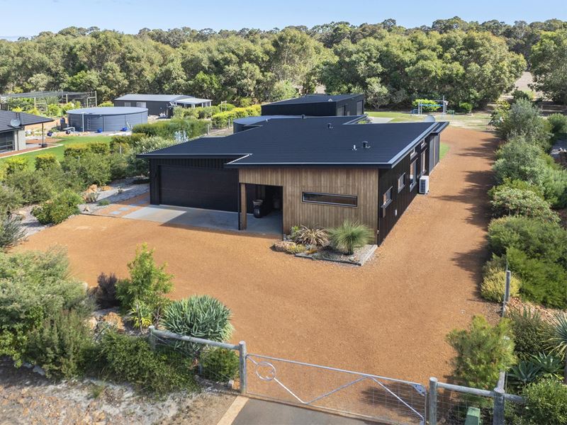 73 McDermott Parade, Witchcliffe WA 6286