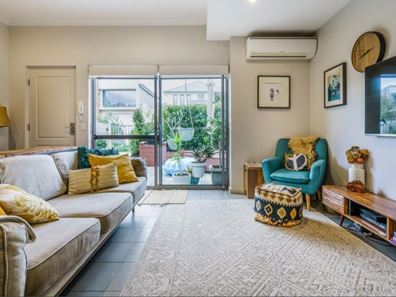 20/30 Heirisson Way, North Coogee WA 6163