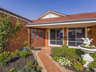 20 Brouwer Trail, Dudley Park WA 6210