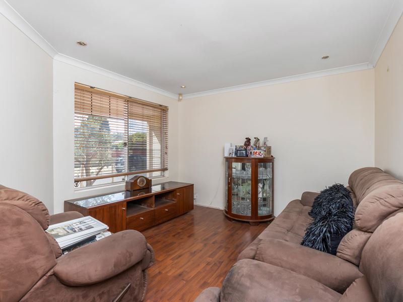 18 Lakewook Cove, Kenwick