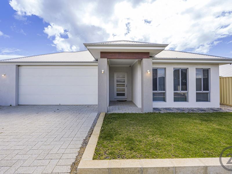 11 Goldsworthy Loop, Dawesville WA 6211