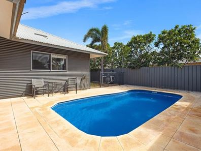 9 Stingray Street, Baynton WA 6714