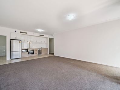 16/75 Baler Court, Hammond Park WA 6164