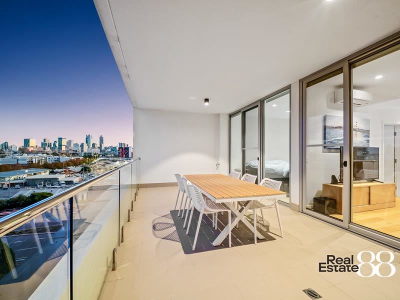 702/9 Tully Road, East Perth WA 6004