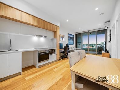 702/9 Tully Road, East Perth WA 6004