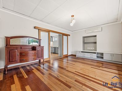 93 River View Avenue, South Guildford WA 6055