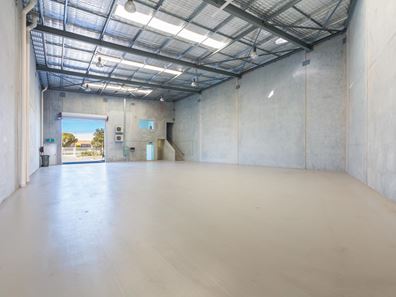 T3/7-13 Bell Street, Canning Vale WA 6155