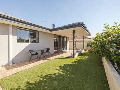 52 FAIRWAY CIRCLE, Connolly WA 6027