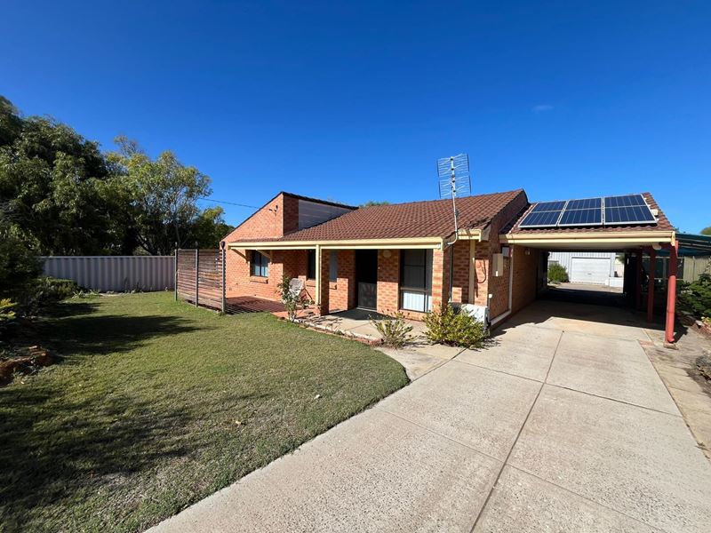 9 Peterwangey Place, Port Denison WA 6525