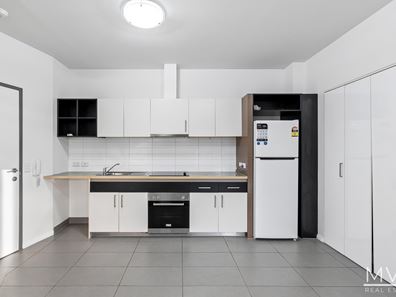 20/6 Points Way, Cockburn Central WA 6164