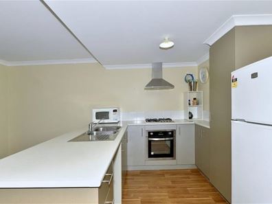 1/18 Cottage Street, Mandurah WA 6210