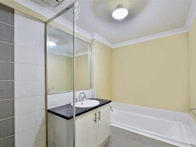 1/18 Cottage Street, Mandurah WA 6210