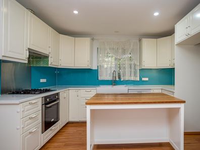 291B Wharf Street, Queens Park WA 6107