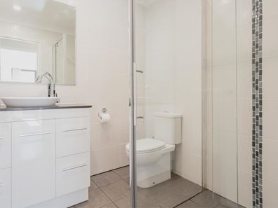 4/58 SAUNDERS STREET, Como WA 6152