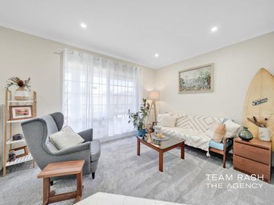 8 Turstin Glen, Kiara WA 6054