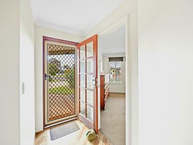 63 Leschenaultia Circle, Donnybrook WA 6239