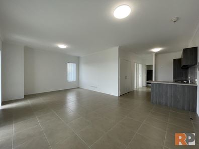 204/28 Fomiatti Street, Ashby WA 6065