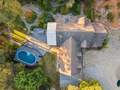 30 Laslett Circle, Mundaring WA 6073