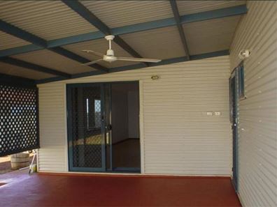 4 Reed Court, Baynton WA 6714
