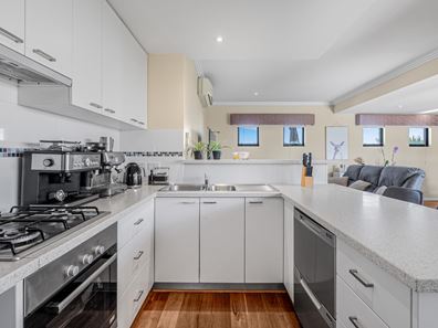 3A Owen Link, Madeley WA 6065
