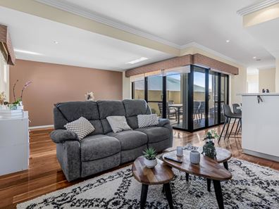3A Owen Link, Madeley WA 6065