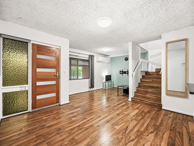 2/71 Herdsman Pde, Wembley WA 6014