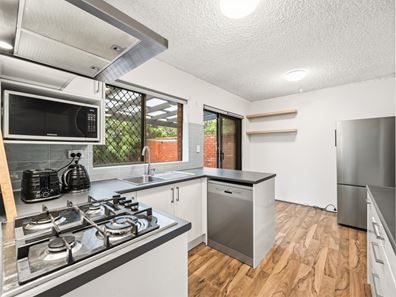 2/71 Herdsman Pde, Wembley WA 6014