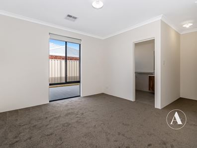 1 Yale  Close, Haynes WA 6112