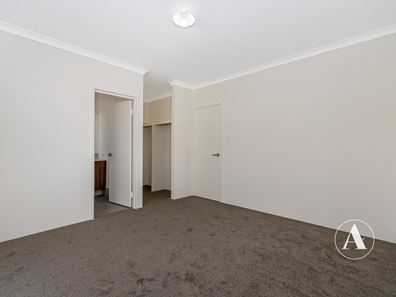 1 Yale  Close, Haynes WA 6112