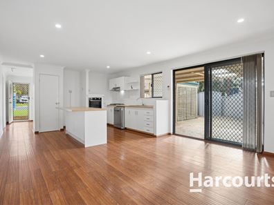 11 Buffett Ramble, Quinns Rocks WA 6030