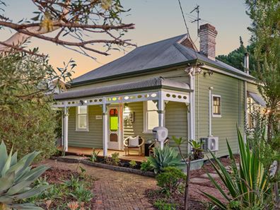133 Queens Road, South Guildford WA 6055