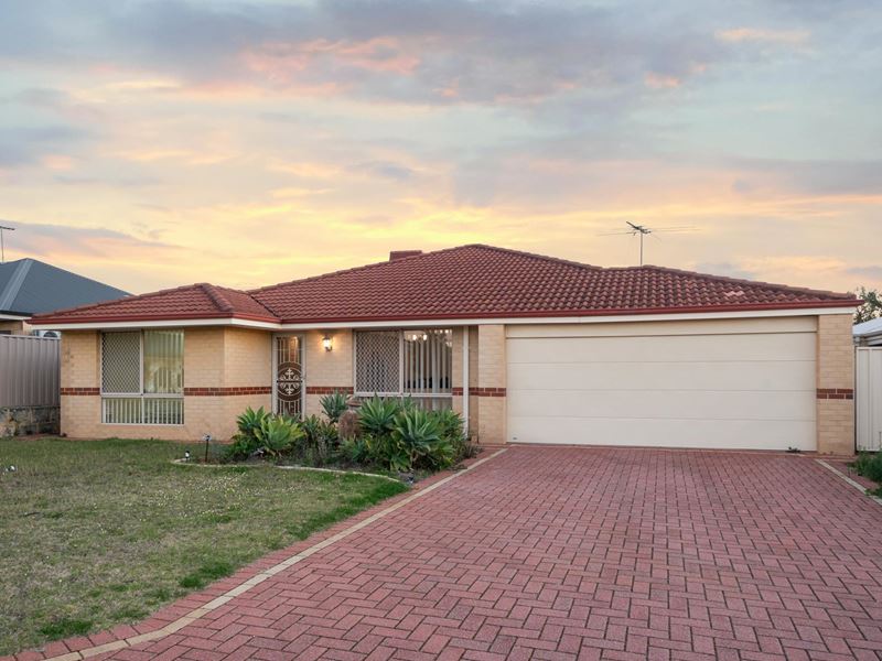 11 Coulteri Nook, Canning Vale