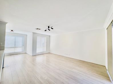 7/17 Lapage Street, Belmont WA 6104